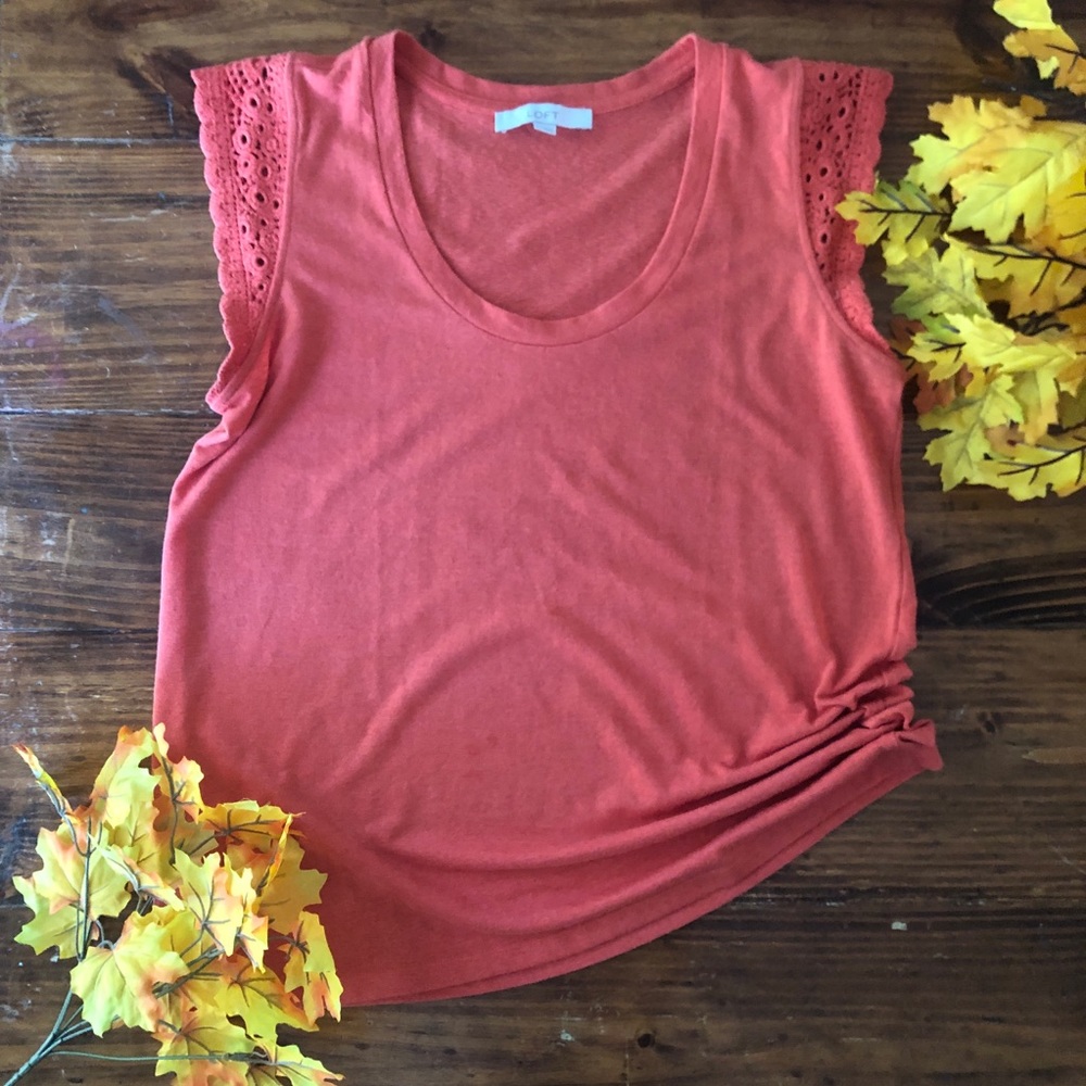 LOFT crochet sleeve to pin paprika color